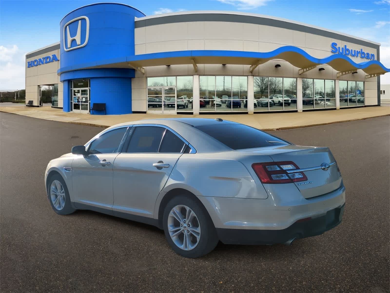 Thumbnail: 2018 Ford Taurus - 6