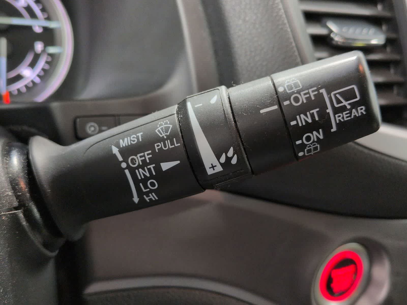 Thumbnail: 2017 Honda Pilot - 28