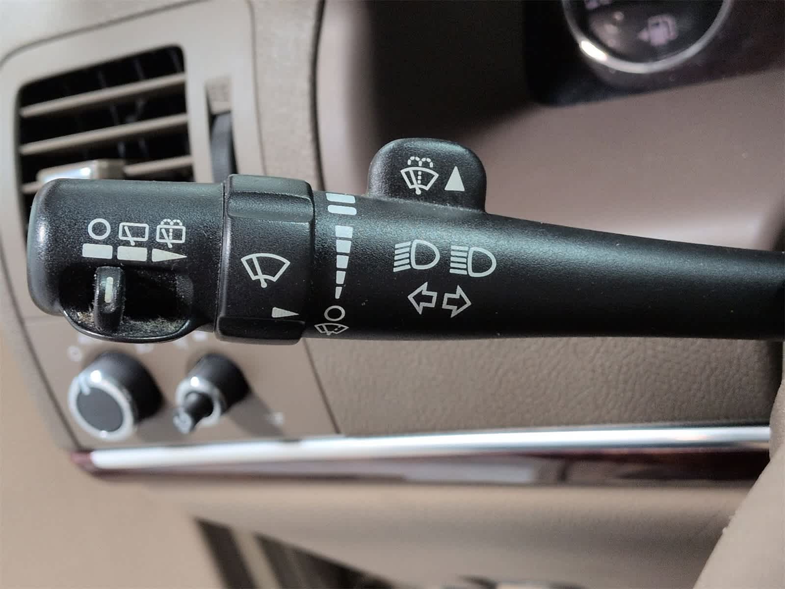 Thumbnail: 2005 Buick Terraza - 25