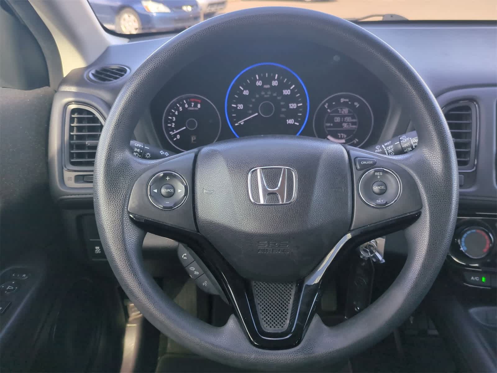 Thumbnail: 2016 Honda HR-V - 21