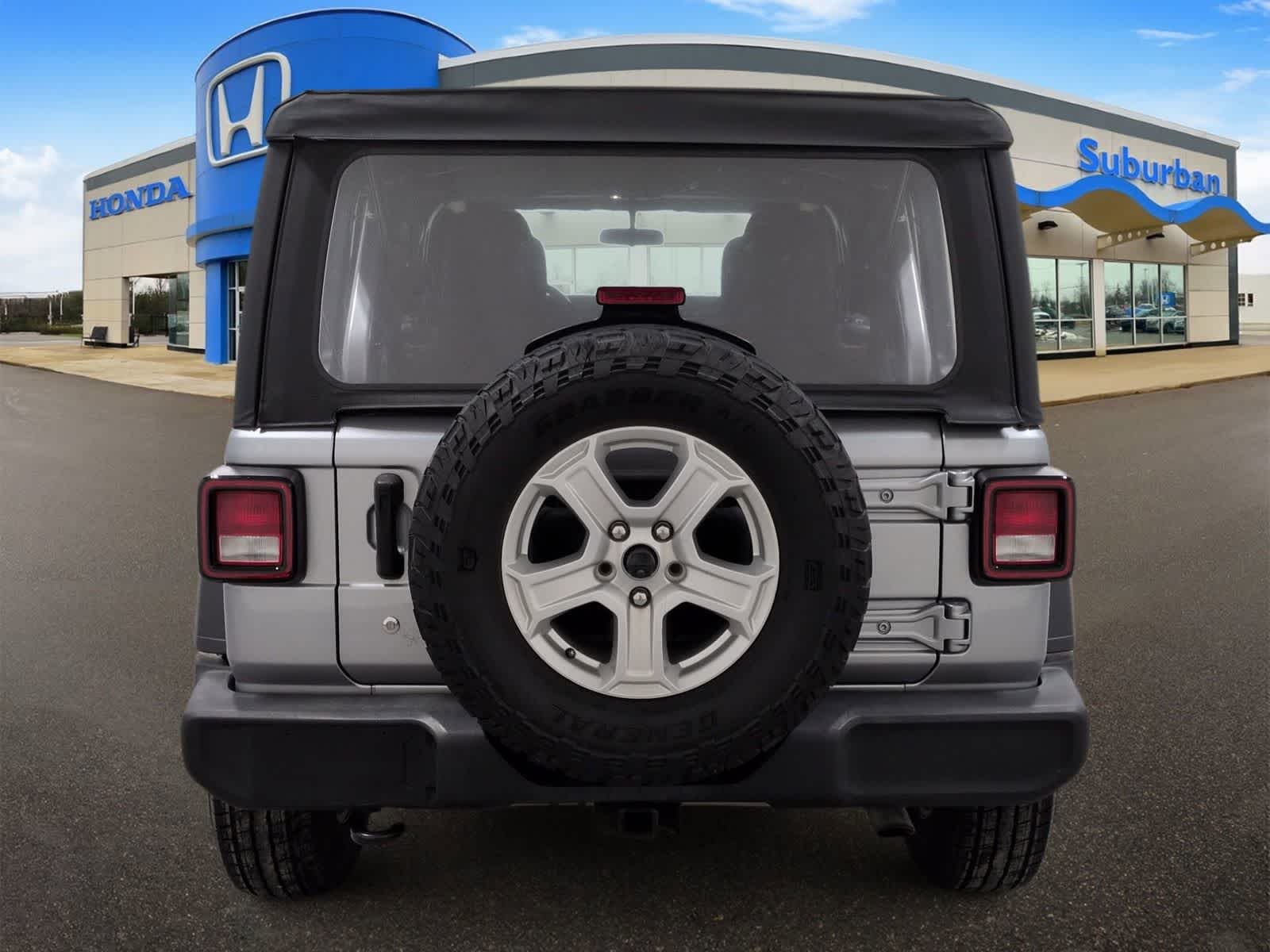 Thumbnail: 2020 Jeep Wrangler - 7