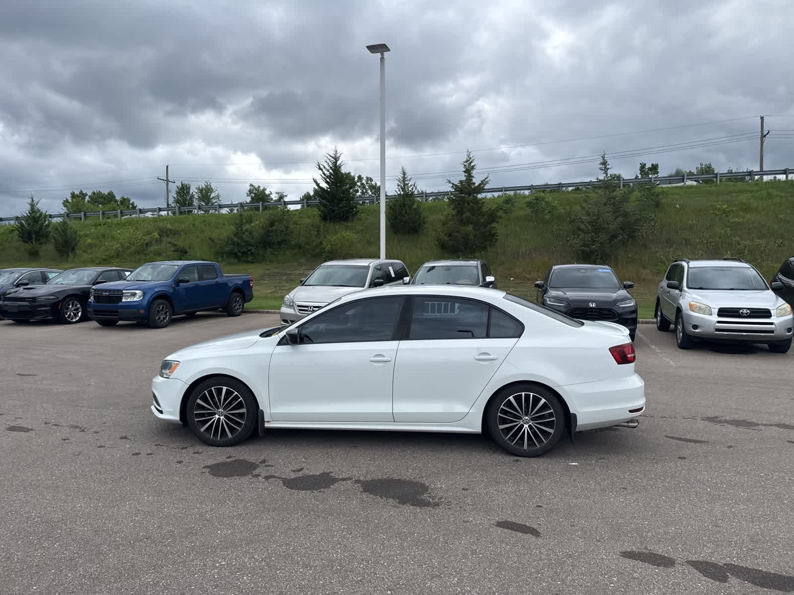 Thumbnail: 2016 Volkswagen Jetta - 27