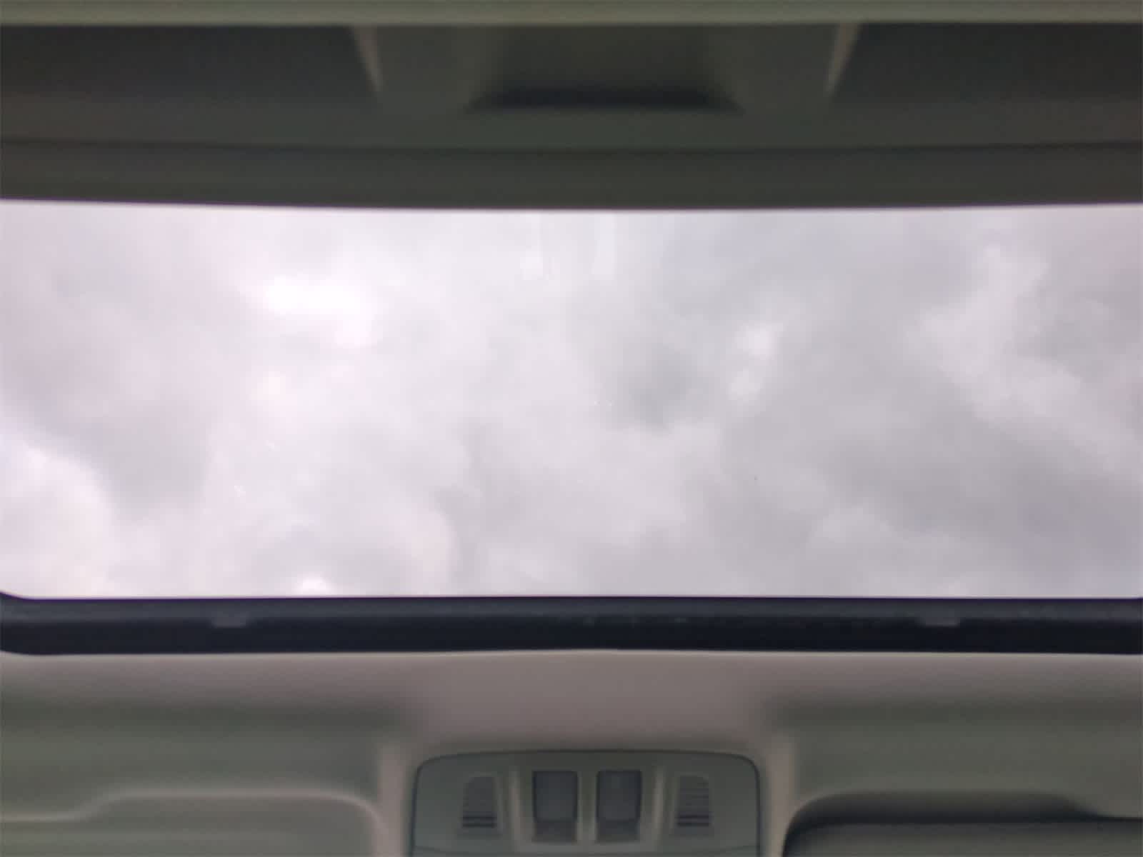 Thumbnail: 2013 Buick Verano - 23