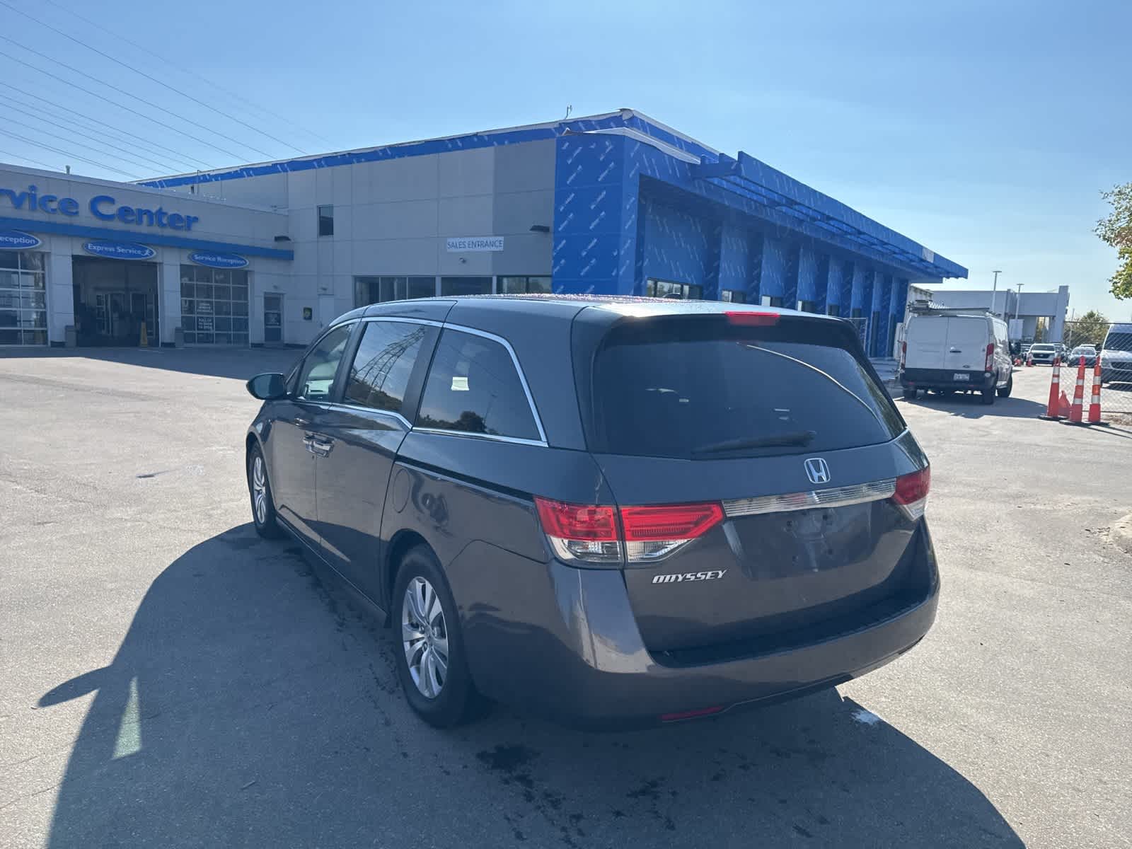 Thumbnail: 2015 Honda Odyssey - 25