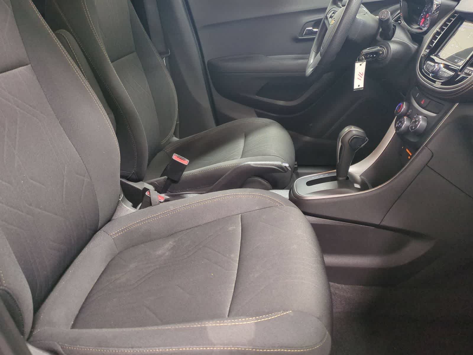Thumbnail: 2019 Chevrolet Trax - 21