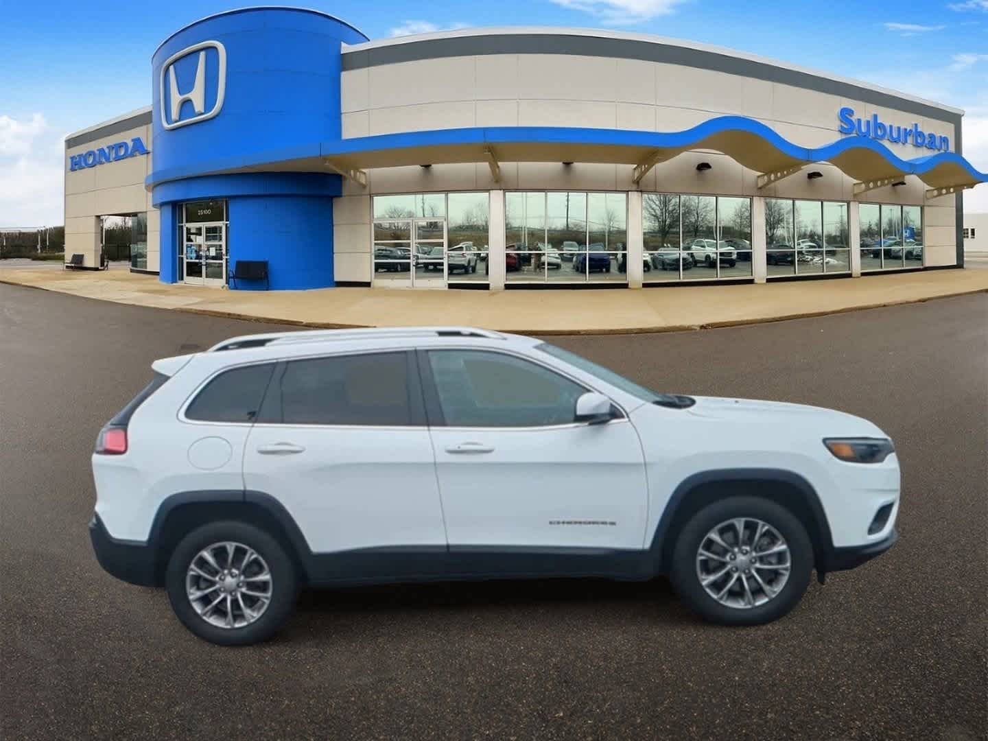 Thumbnail: 2019 Jeep Cherokee - 9