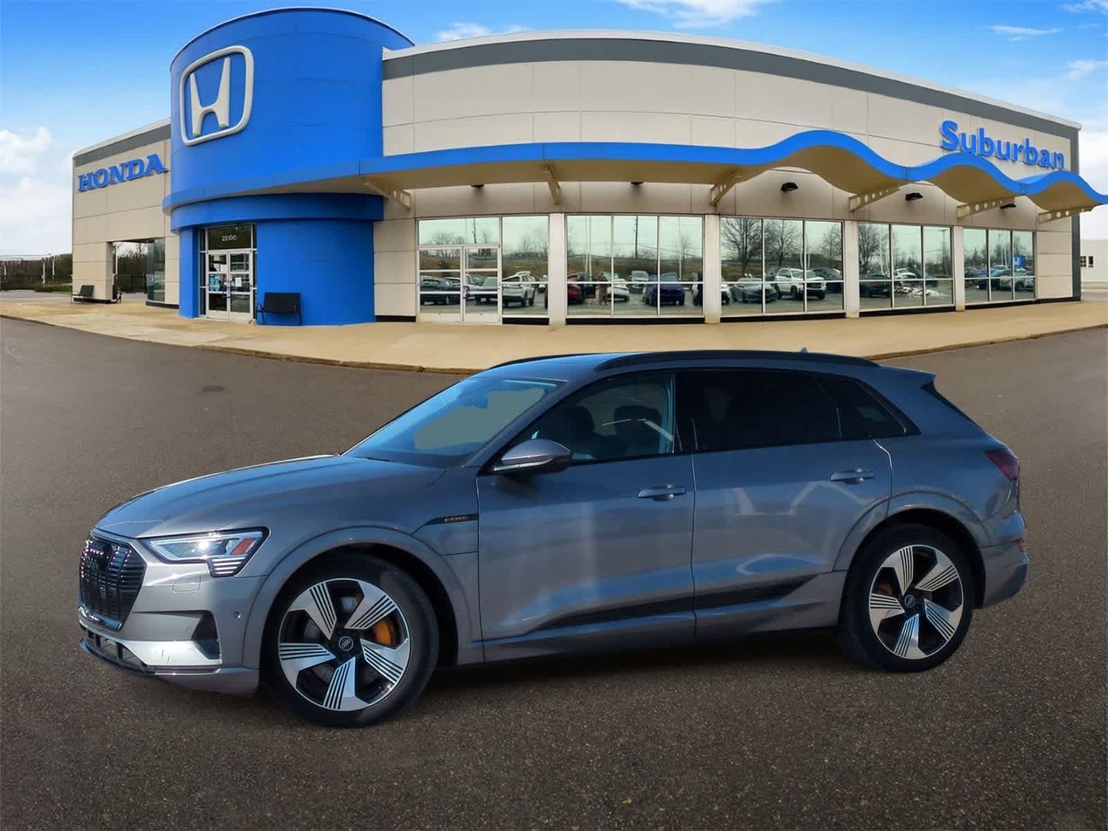 2022 Audi e-tron Premium Plus -
                  Farmington Hills, MI