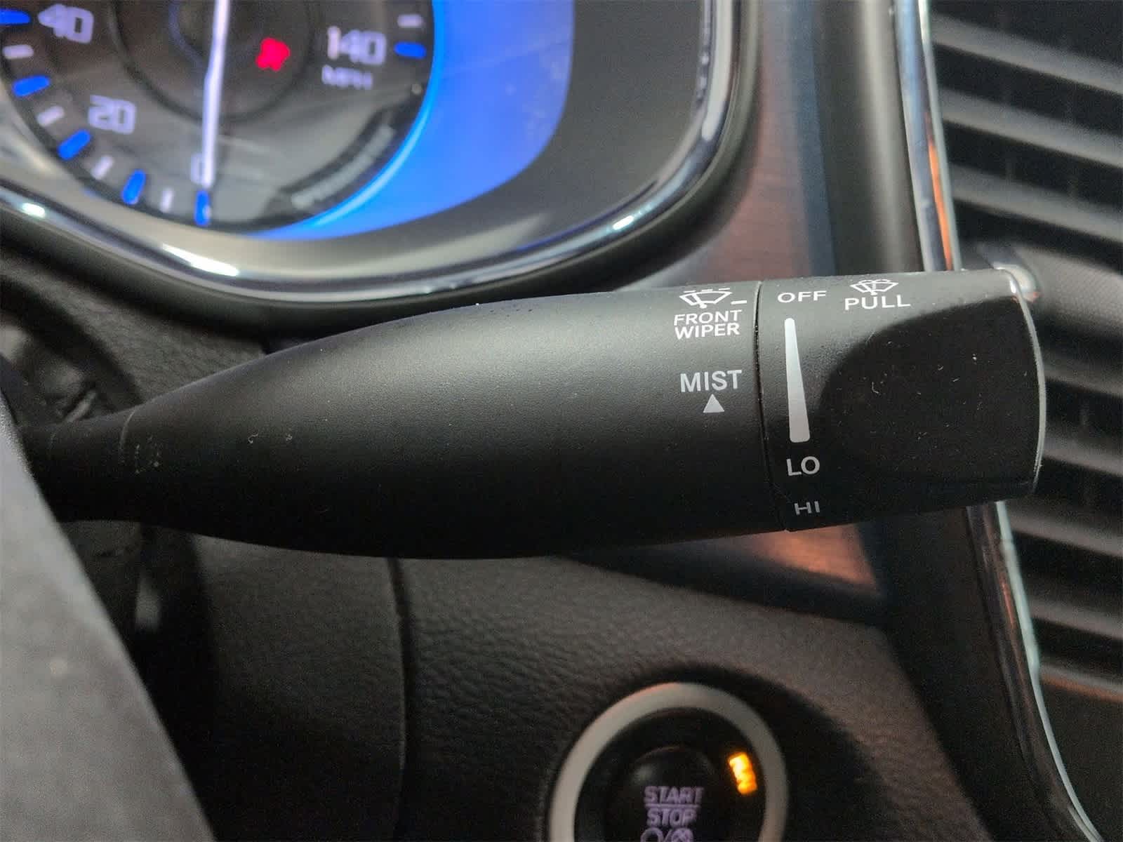 Thumbnail: 2015 Chrysler 200 - 26