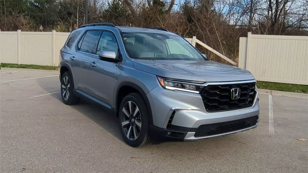 New 2025 Honda Pilot Touring SUV