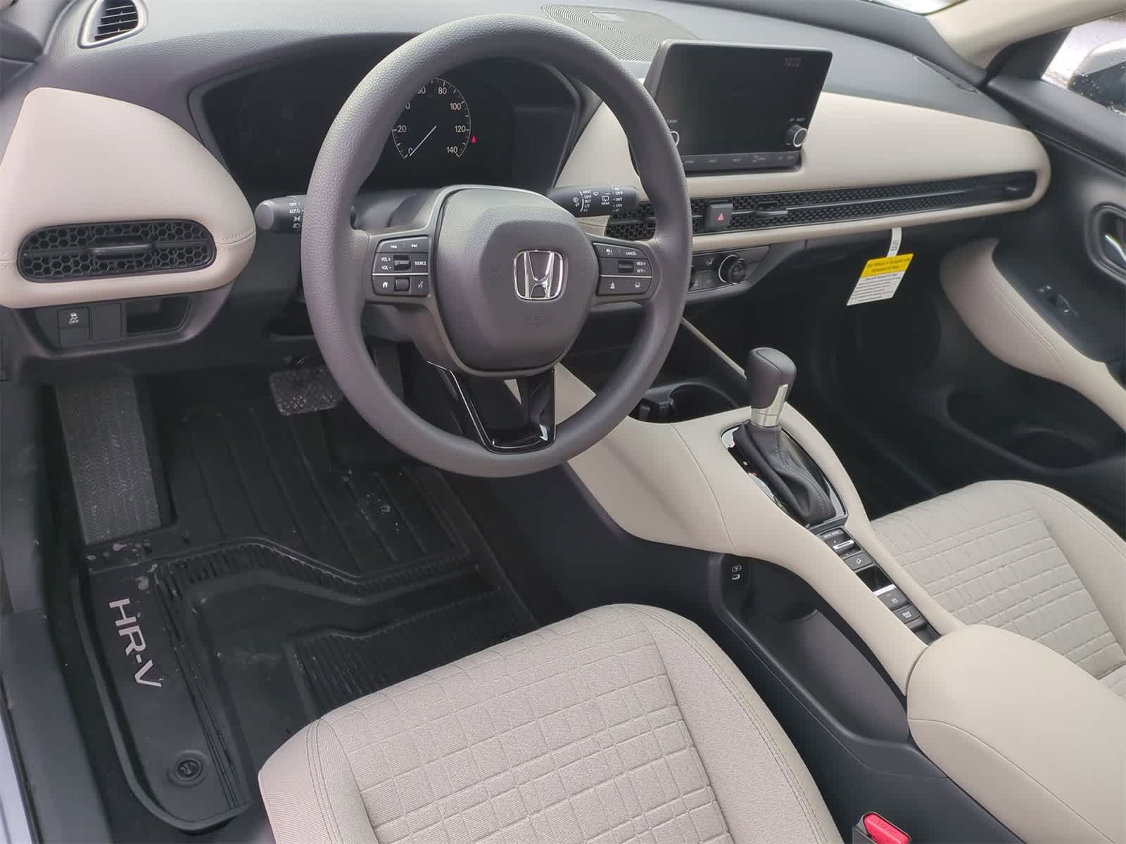 2025 Honda HR-V LX 10