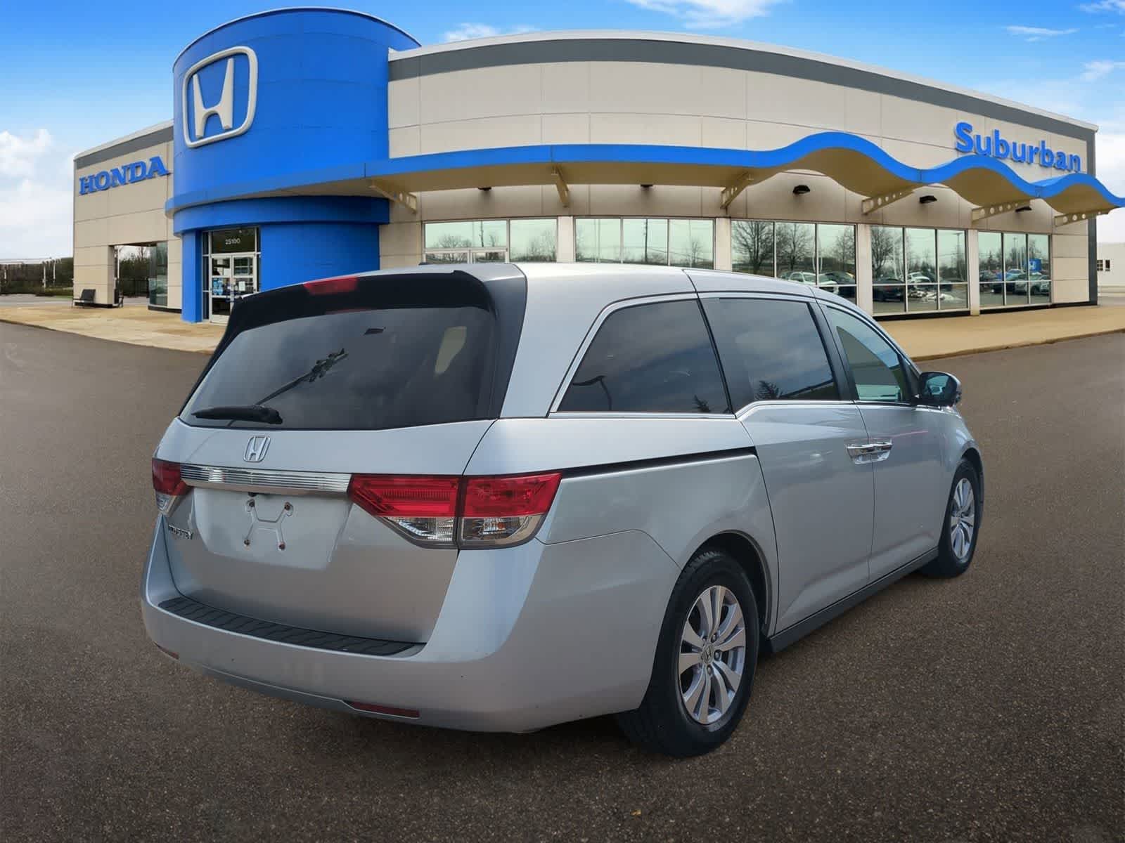 Thumbnail: 2015 Honda Odyssey - 8