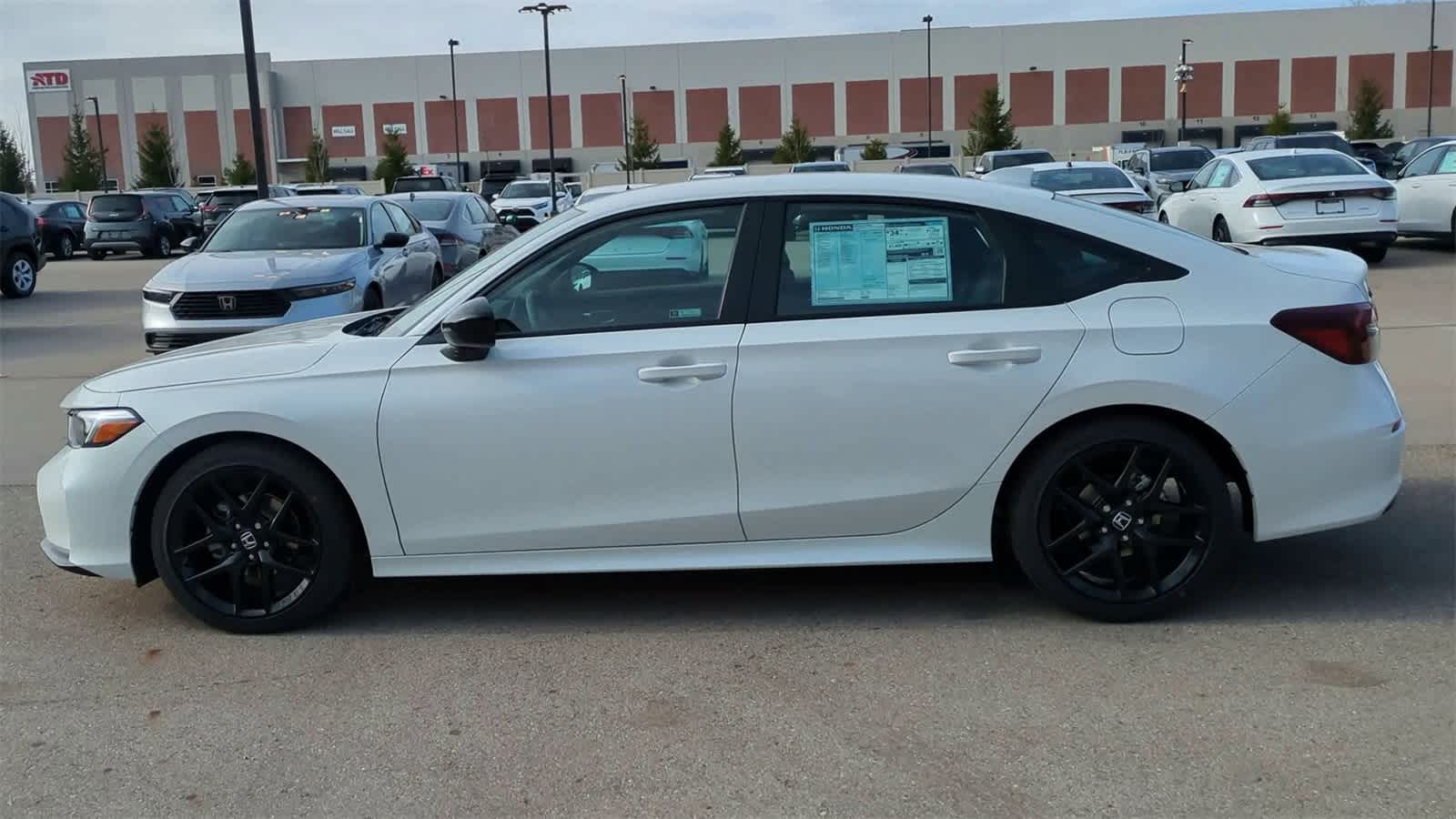 Thumbnail: 2026 Honda Civic - 5