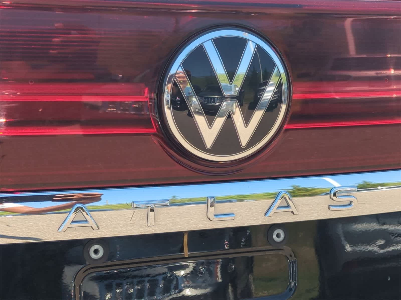Thumbnail: 2024 Volkswagen Atlas - 13