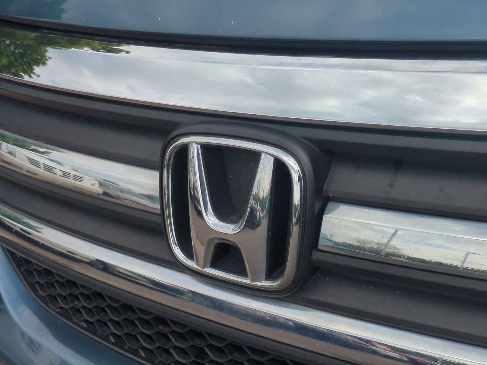 Thumbnail: 2016 Honda Pilot - 12