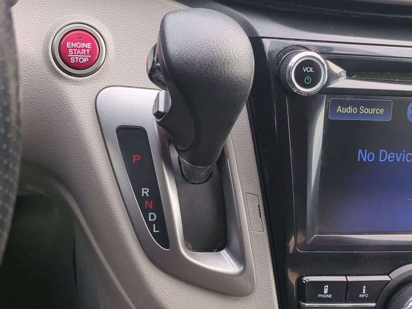 Thumbnail: 2015 Honda Odyssey - 32