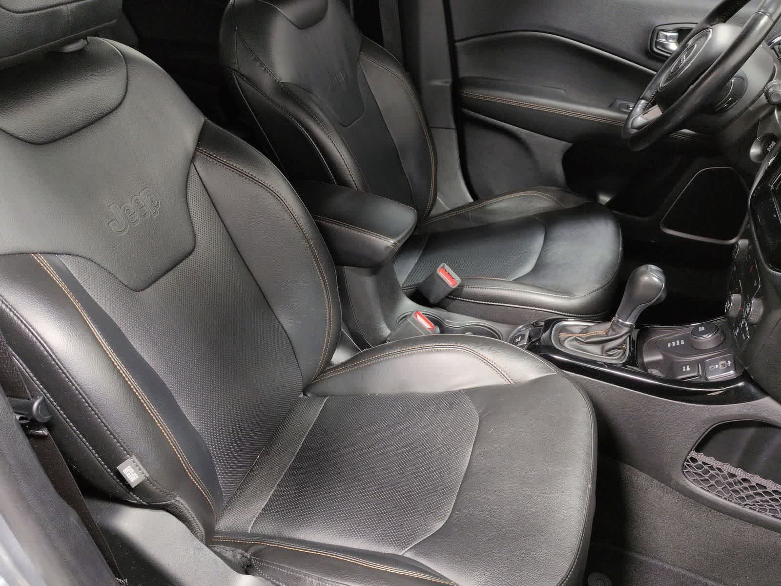 Thumbnail: 2020 Jeep Compass - 22