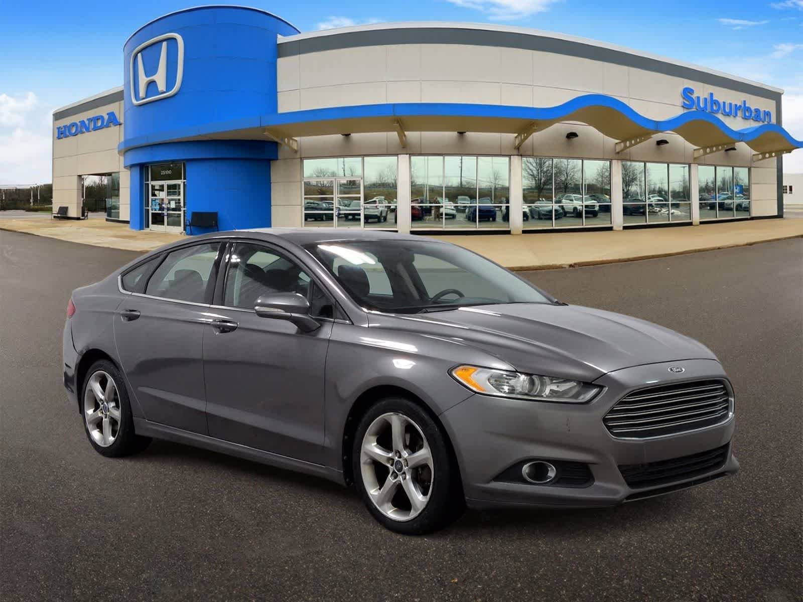 Thumbnail: 2013 Ford Fusion - 2