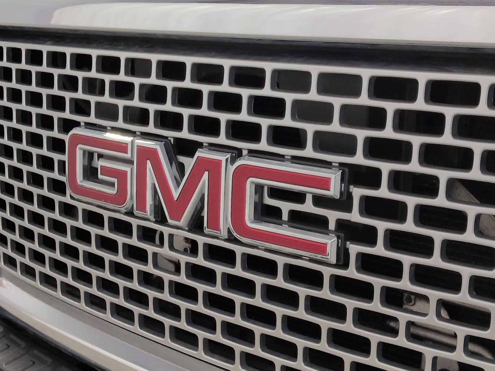 Thumbnail: 2015 GMC Sierra 2500 - 13