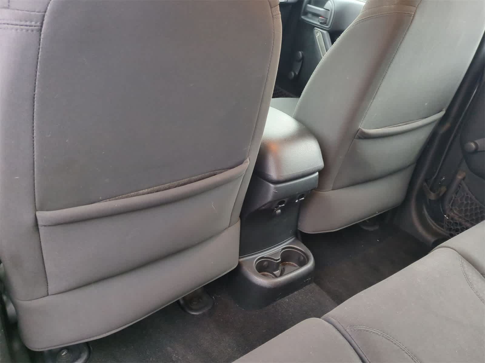 Thumbnail: 2016 Jeep Wrangler - 19