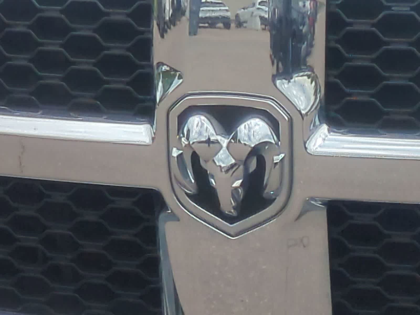 Thumbnail: 2021 RAM 1500 Classic - 12