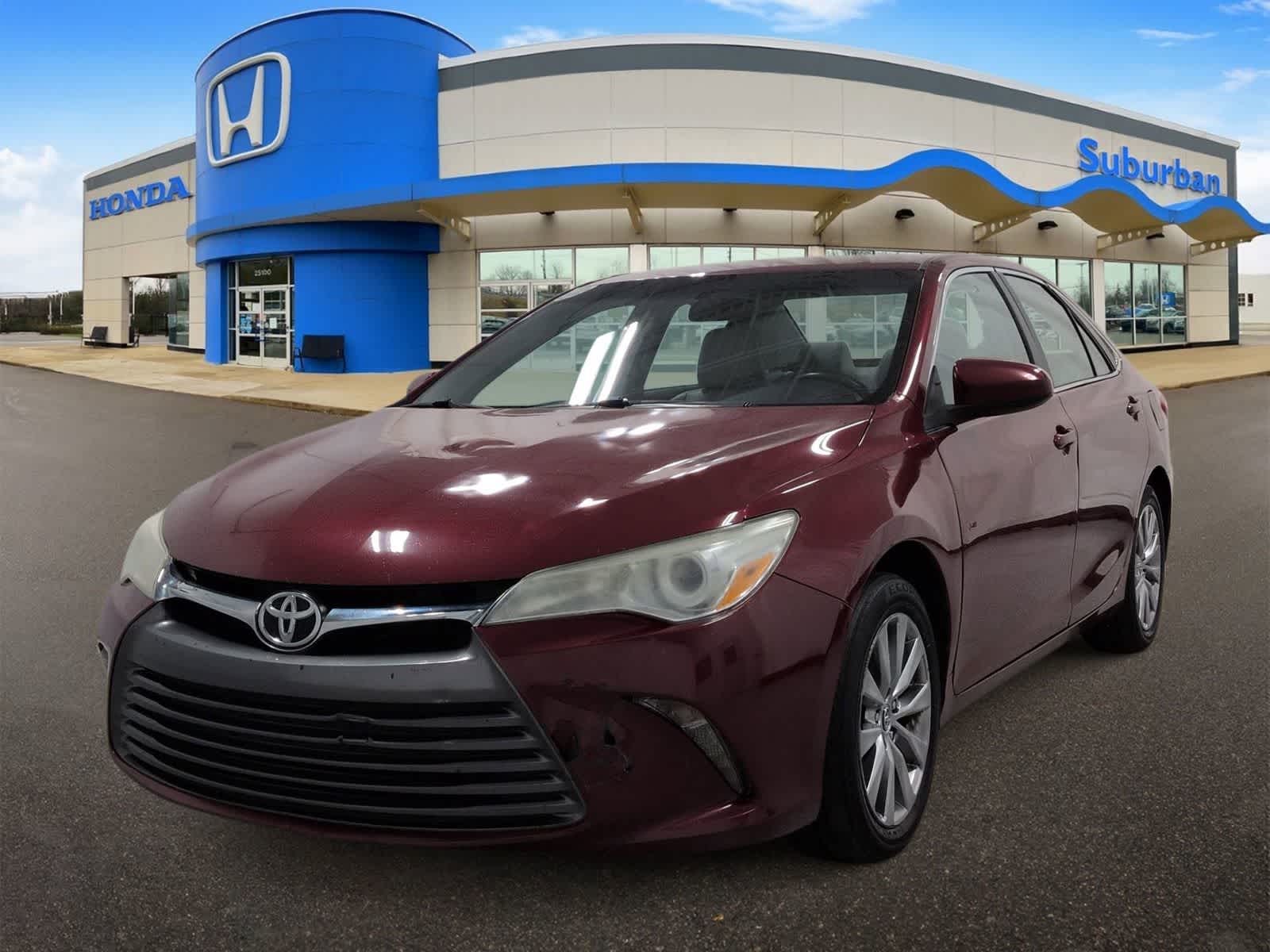 Thumbnail: 2015 Toyota Camry - 4