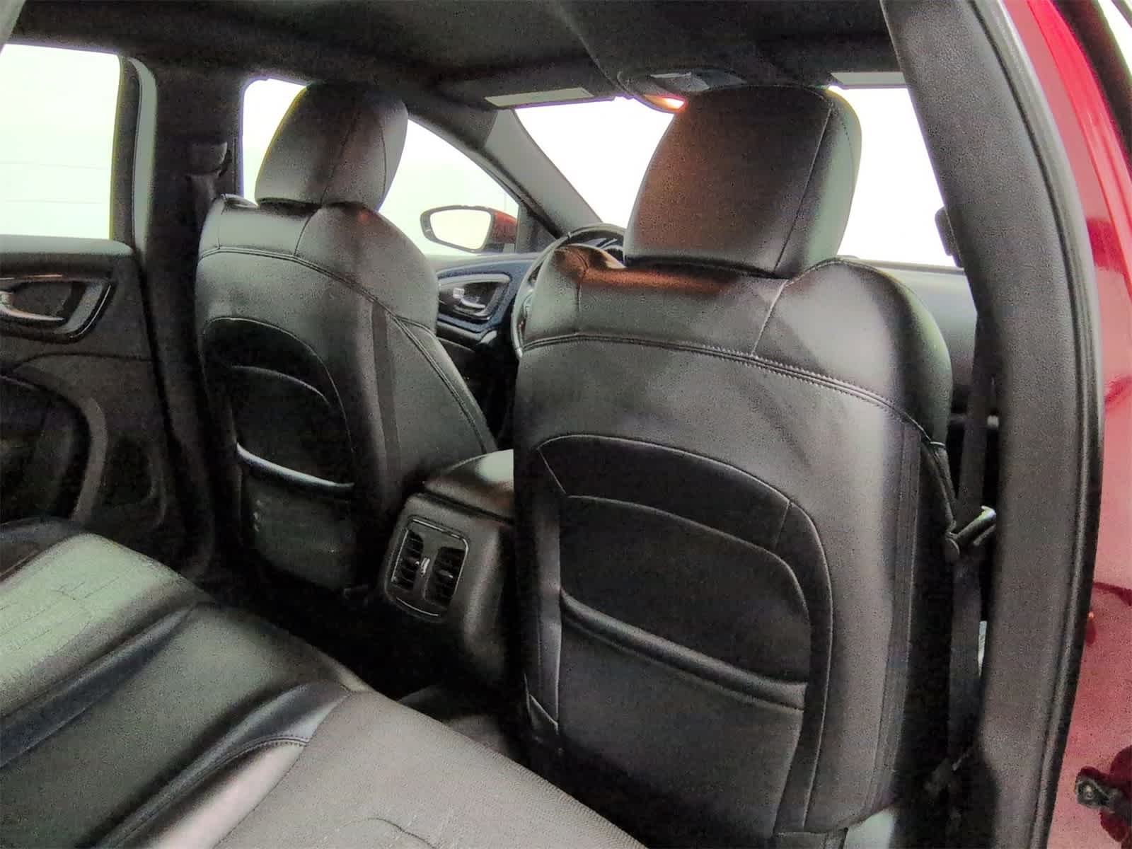 Thumbnail: 2015 Chrysler 200 - 19