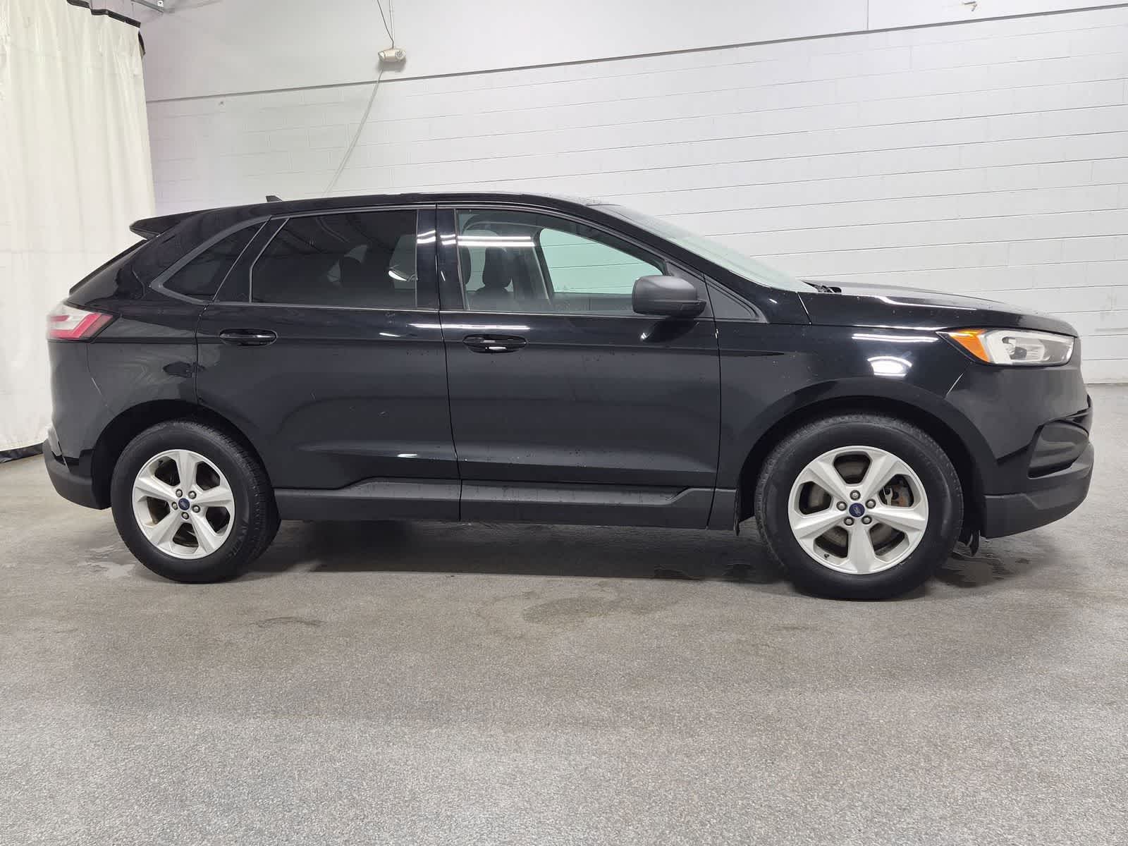 Thumbnail: 2020 Ford Edge - 15