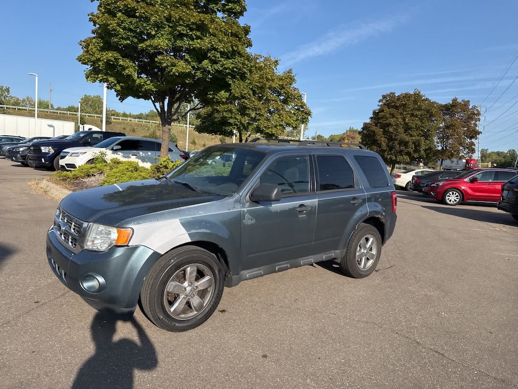 Used 2010 Ford Escape XLT SUV
