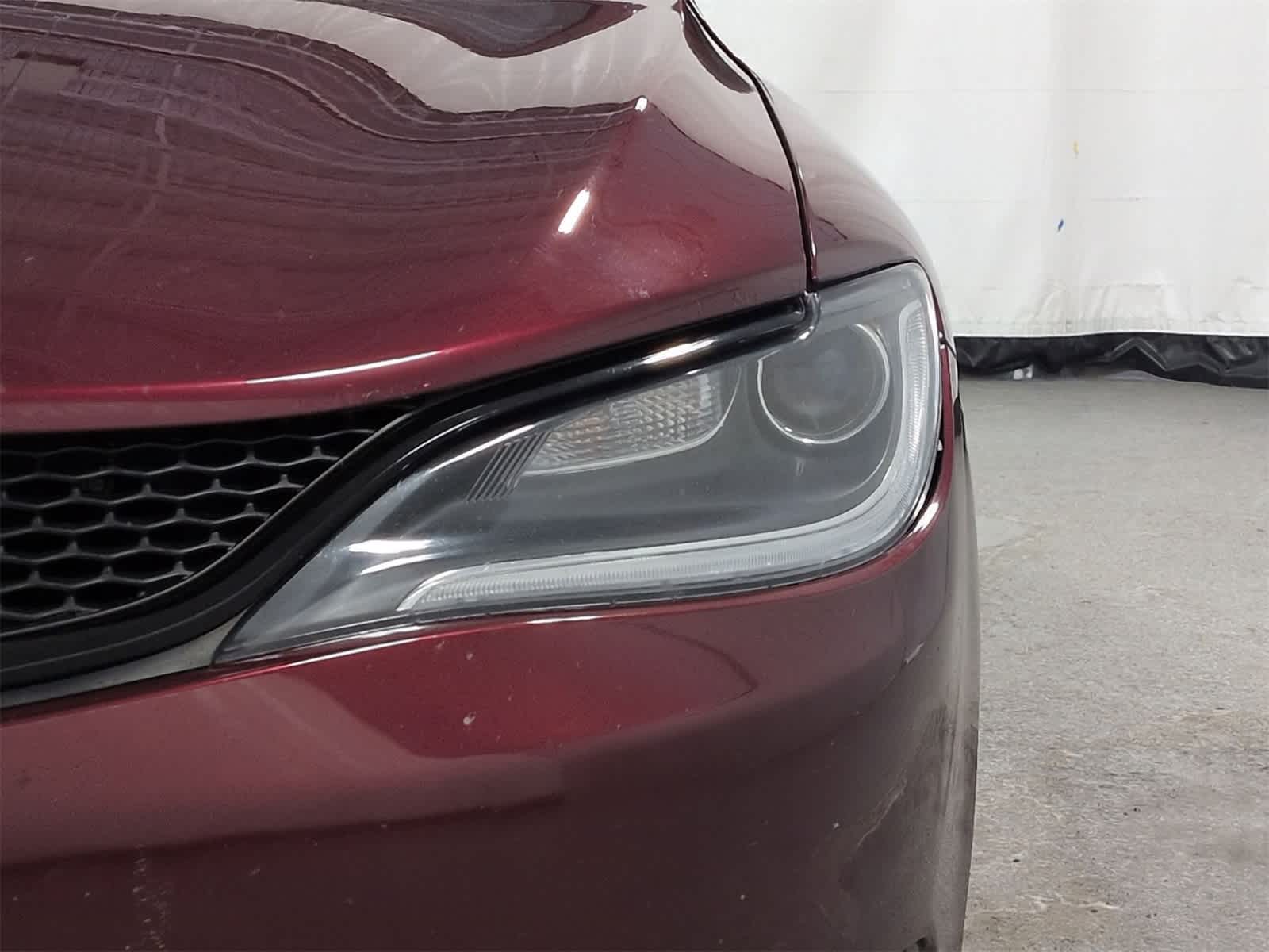 Thumbnail: 2015 Chrysler 200 - 11