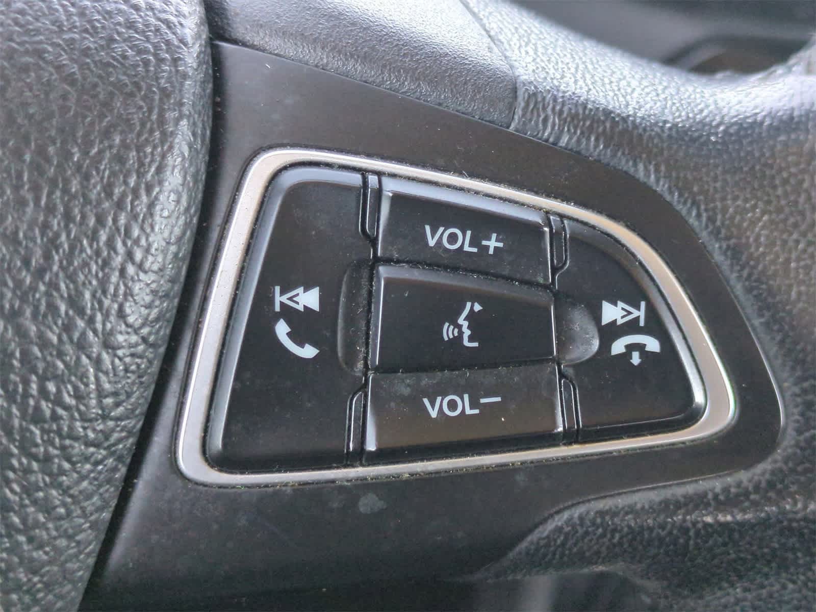 Thumbnail: 2019 Ford EcoSport - 26