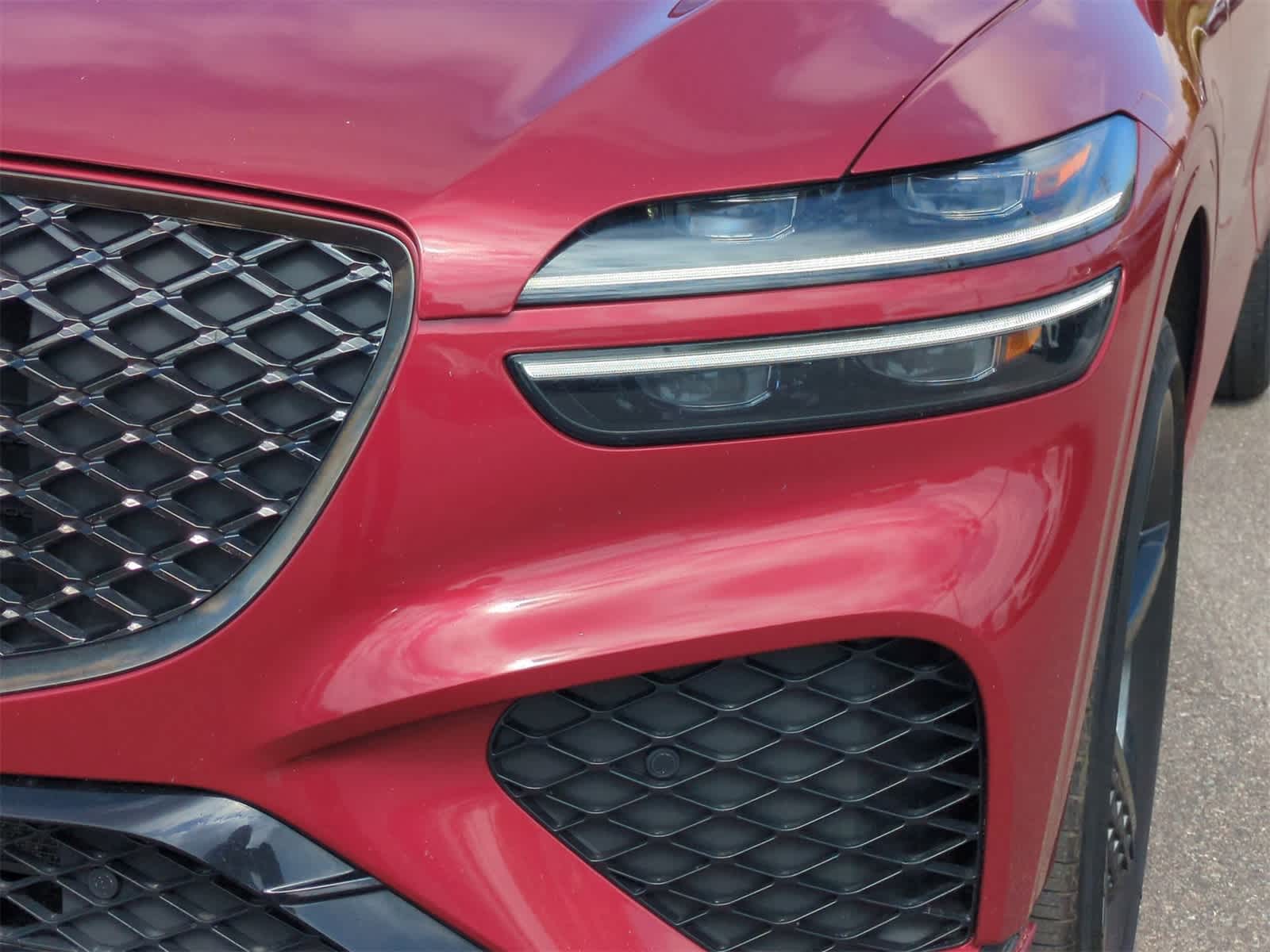 Thumbnail: 2022 Genesis GV70 - 11
