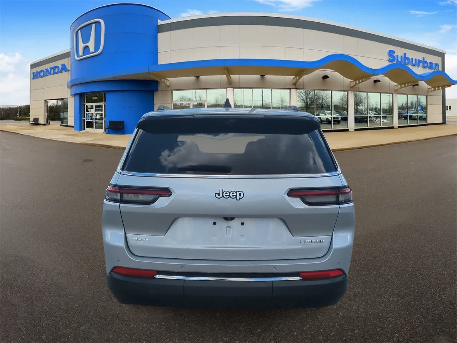 Thumbnail: 2024 Jeep Grand Cherokee L - 7