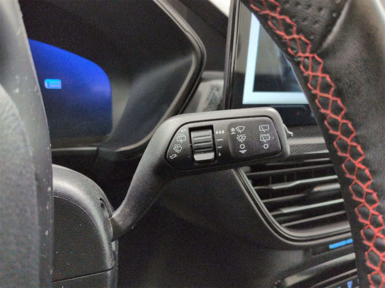 Thumbnail: 2023 Ford Escape - 26