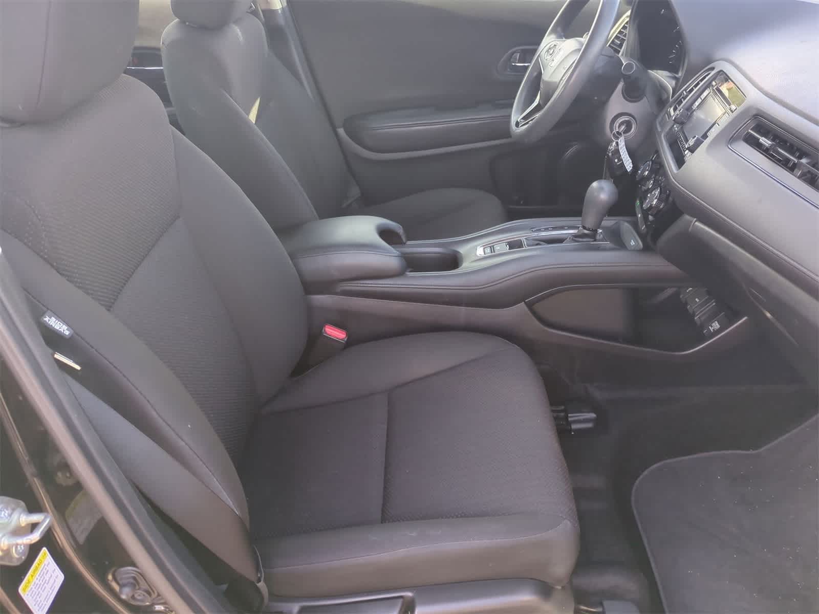 Thumbnail: 2016 Honda HR-V - 20