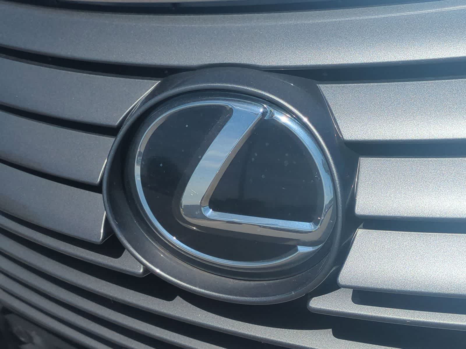 Thumbnail: 2018 Lexus RX - 12