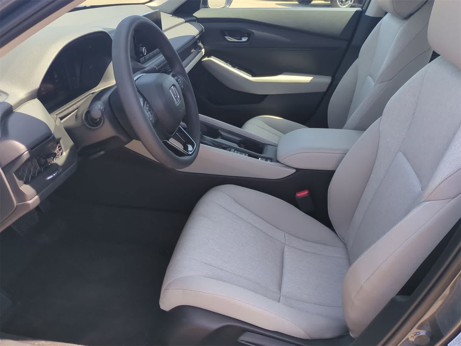 Thumbnail: 2025 Honda Accord - 16
