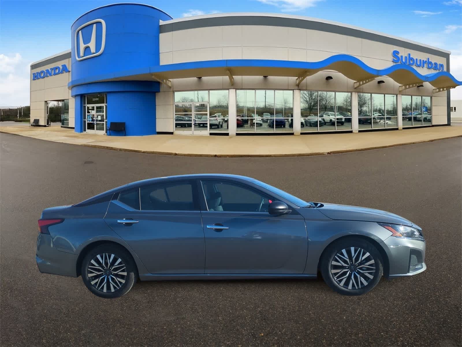 Thumbnail: 2025 Nissan Altima - 9