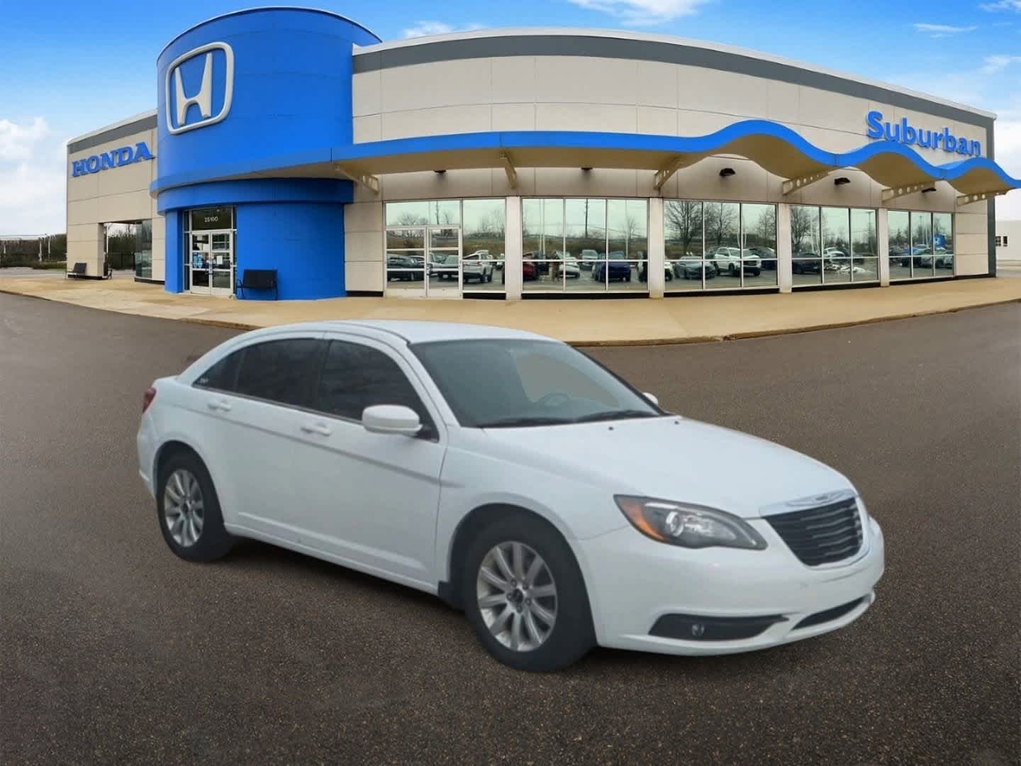 2013 Chrysler 200 Touring 2
