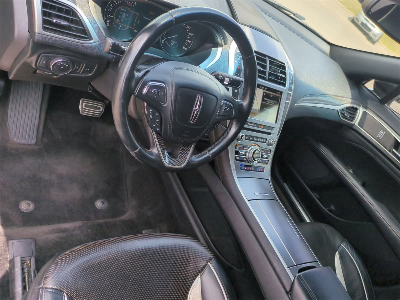 2017 Lincoln MKZ Reserve 10