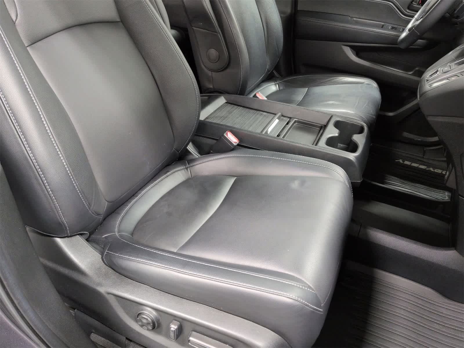 Thumbnail: 2022 Honda Odyssey - 24