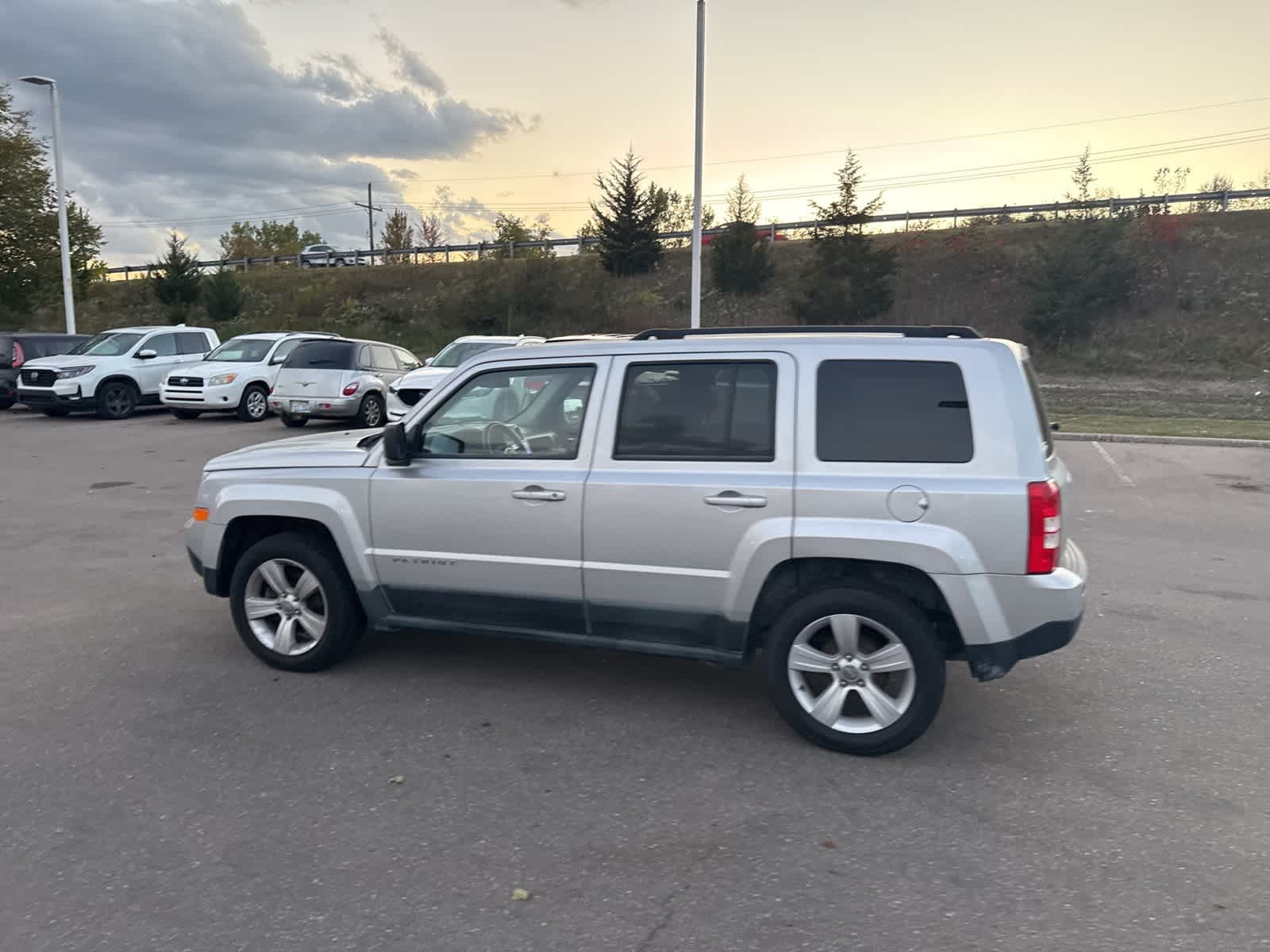 Thumbnail: 2011 Jeep Patriot - 26