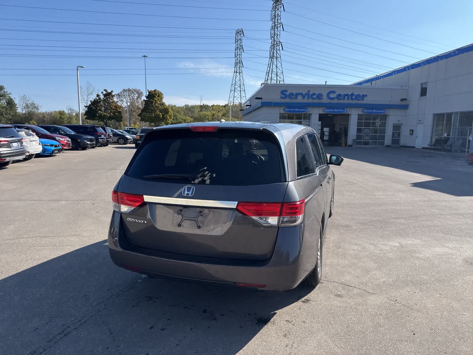 Thumbnail: 2015 Honda Odyssey - 21