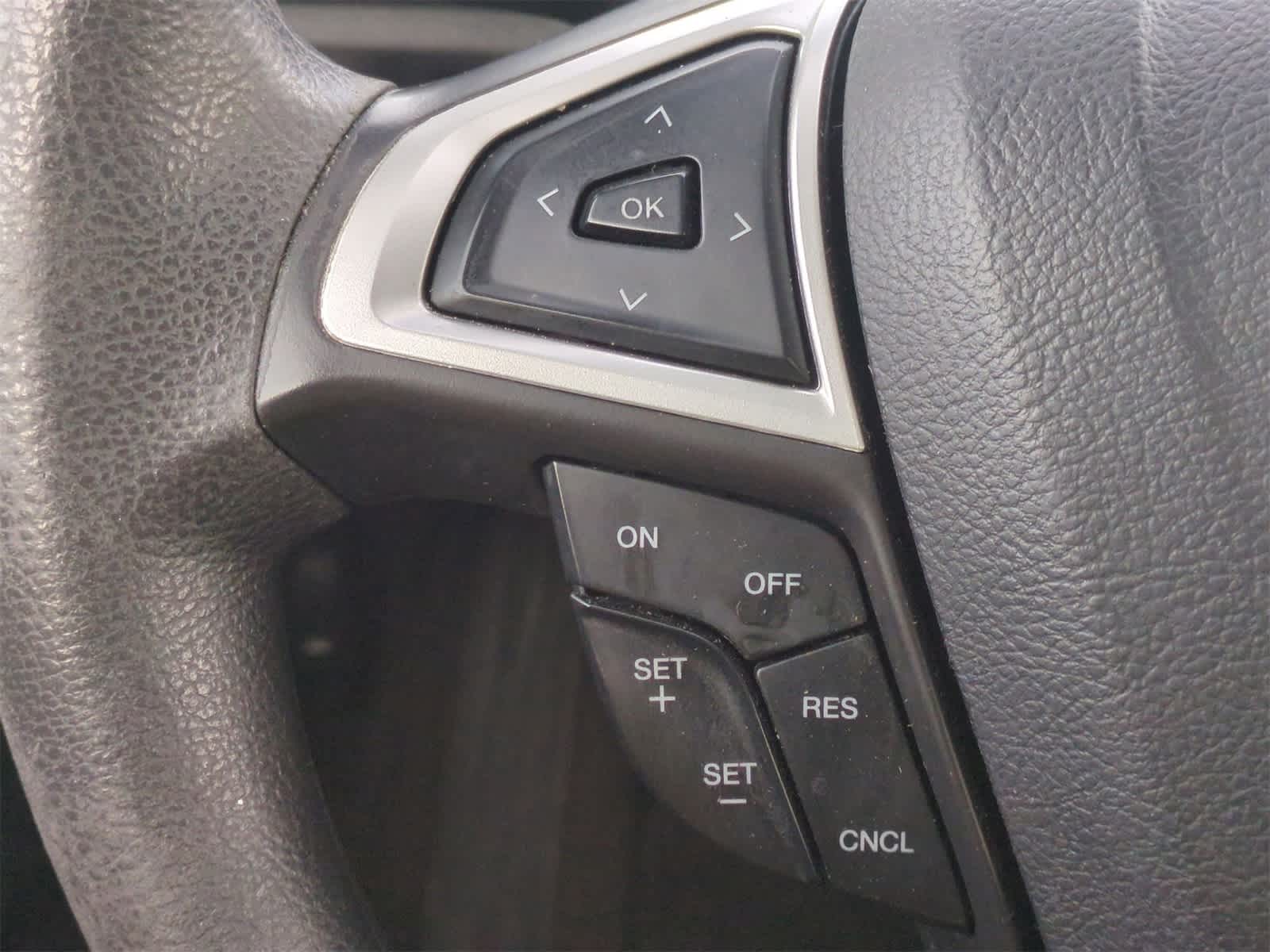 Thumbnail: 2014 Ford Fusion - 23