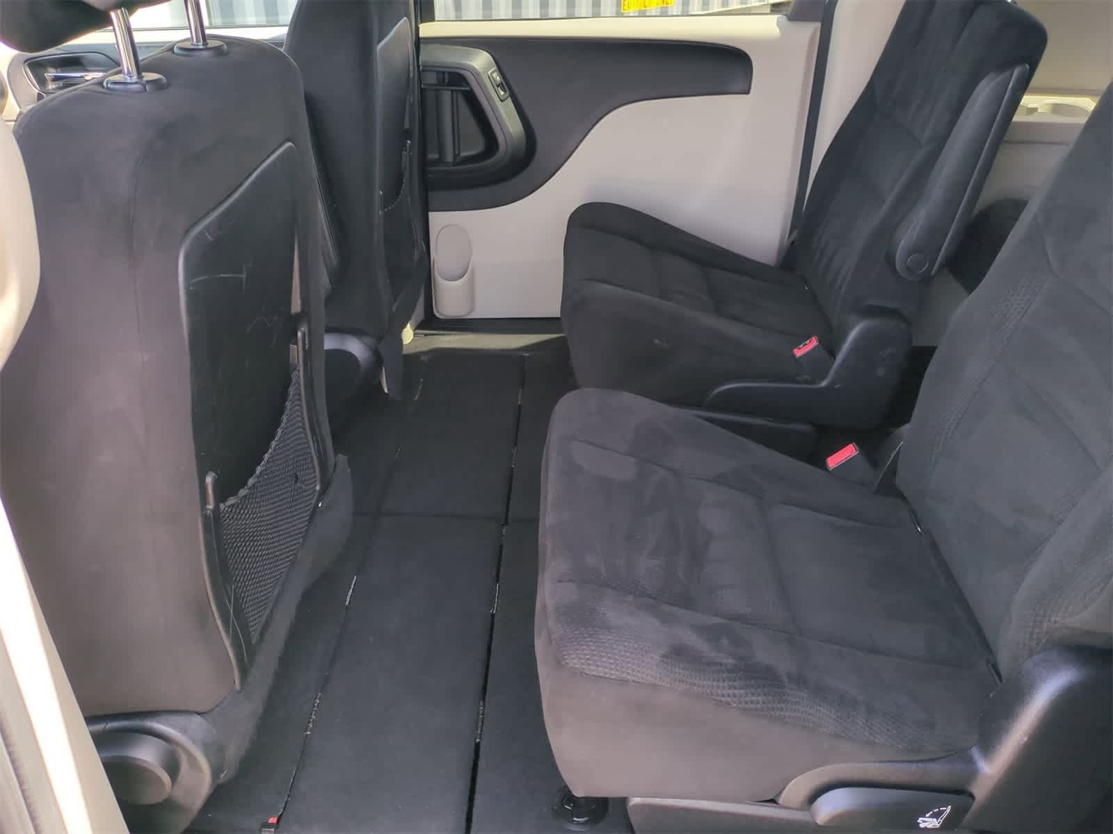 2014 Dodge Grand Caravan SE 19