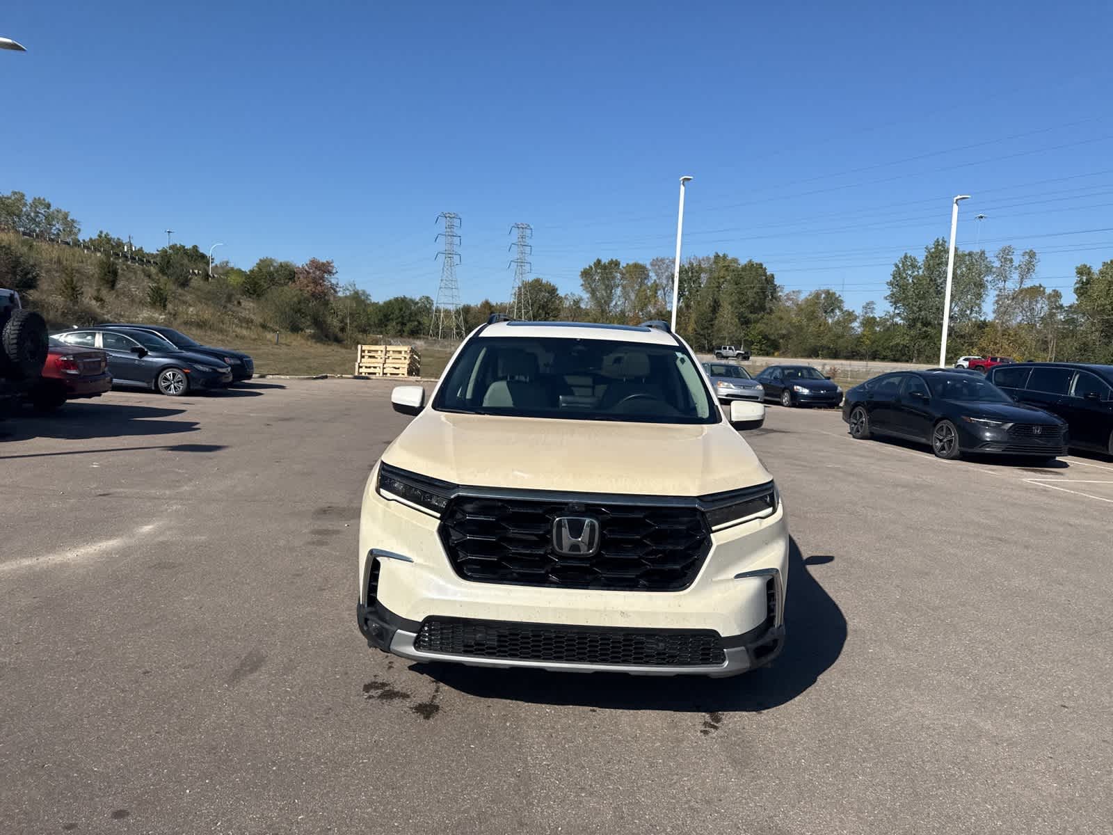 Thumbnail: 2023 Honda Pilot - 5