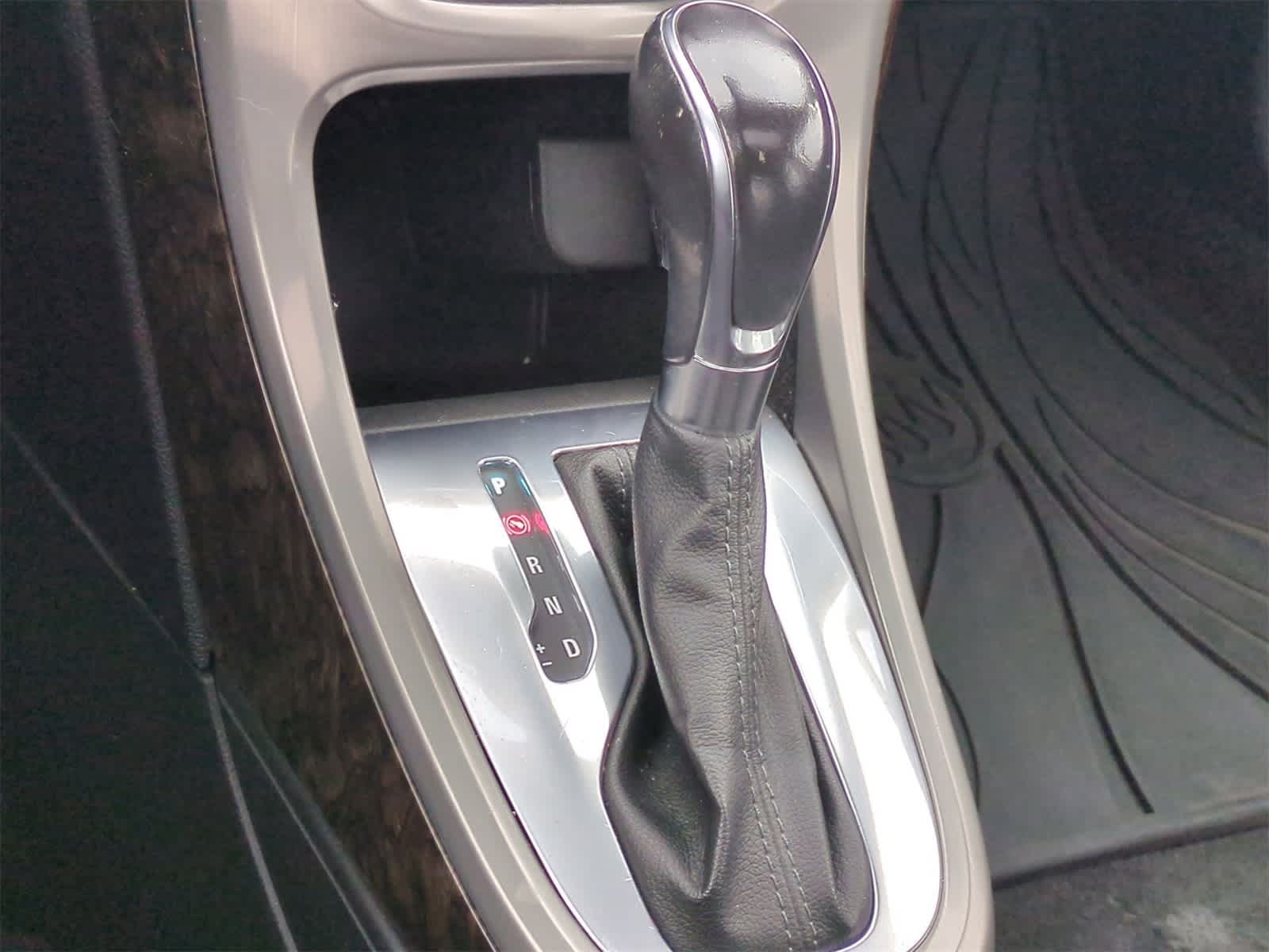 Thumbnail: 2013 Buick Verano - 33