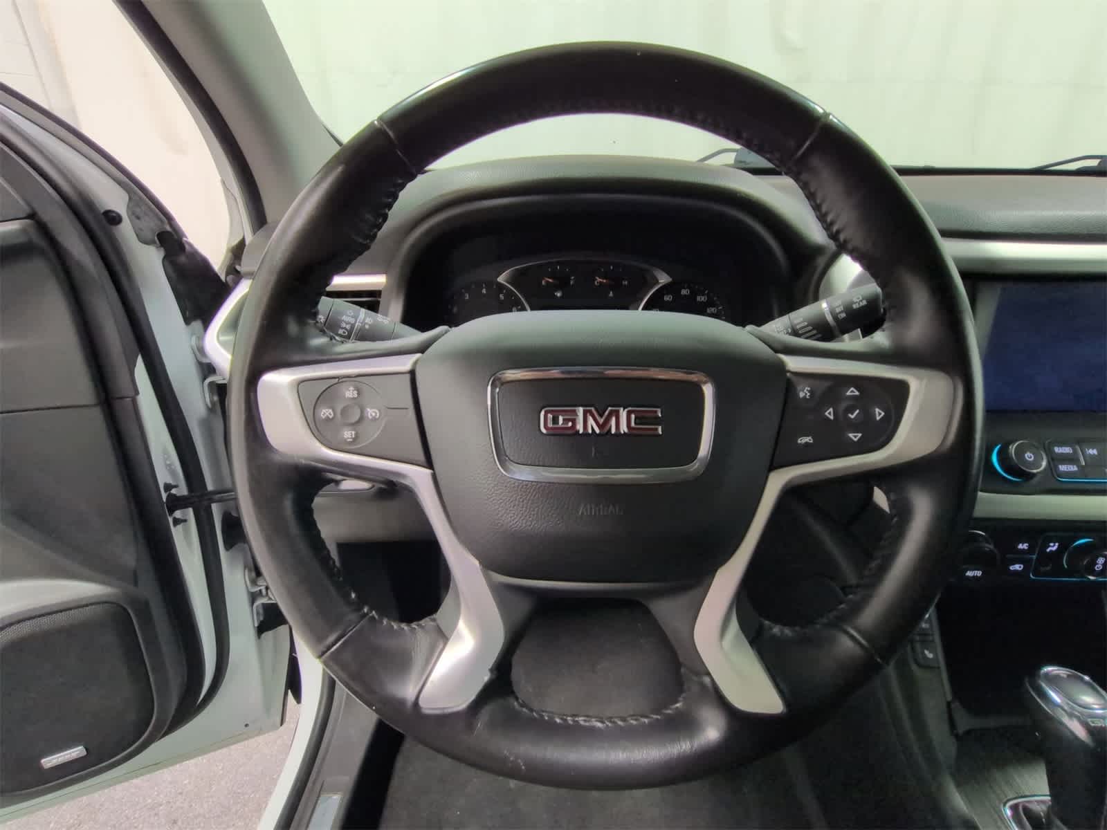 Thumbnail: 2019 GMC Acadia - 23