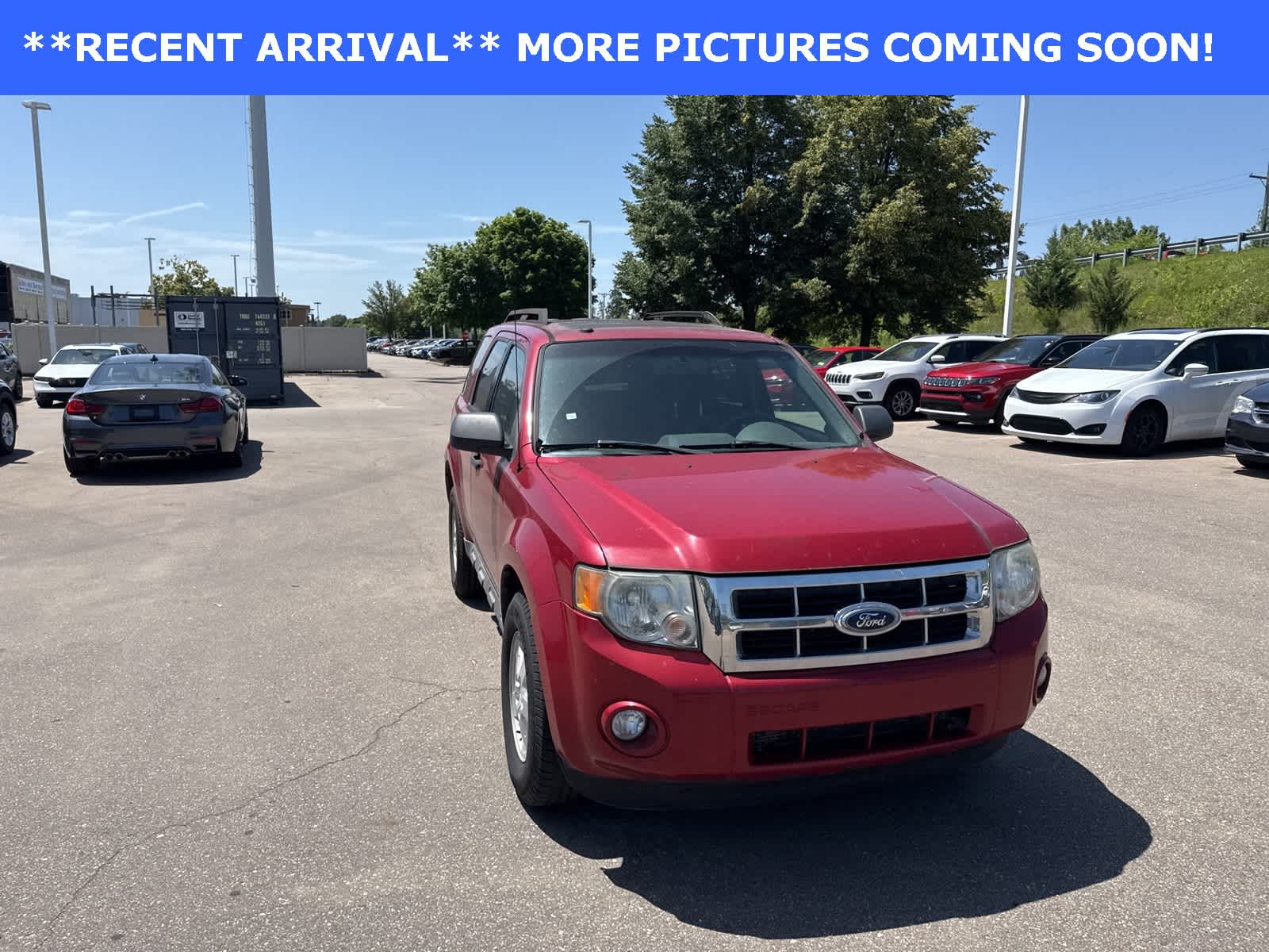 Thumbnail: 2009 Ford Escape - 7
