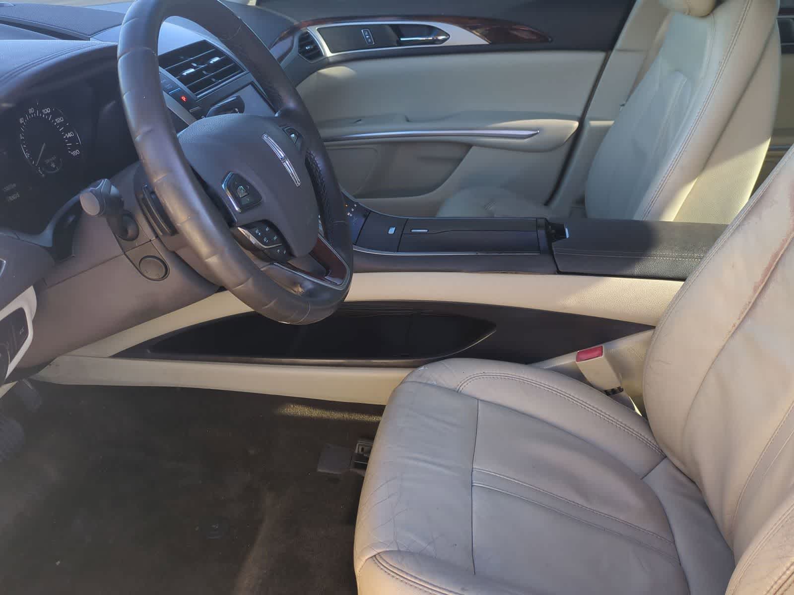 Thumbnail: 2015 Lincoln MKZ - 16