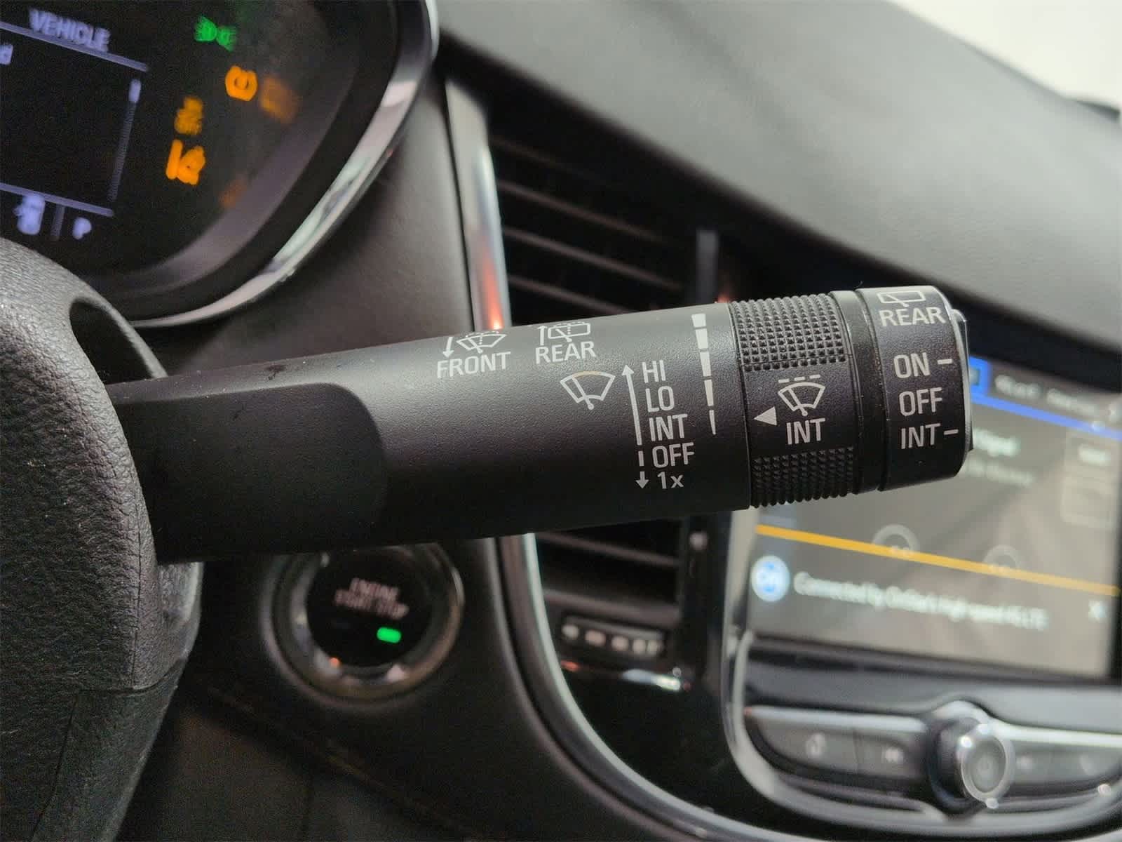 Thumbnail: 2019 Chevrolet Trax - 28